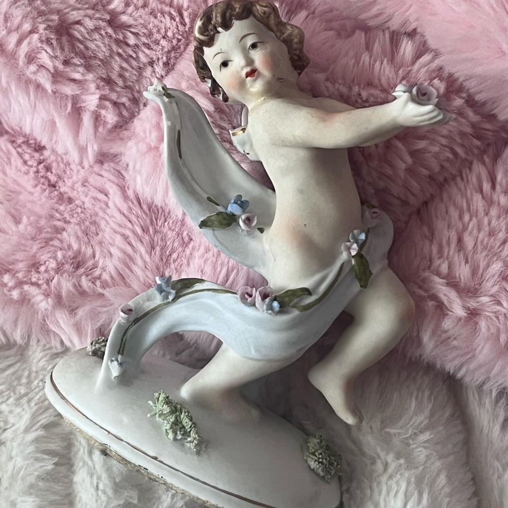 vintage coquette angel